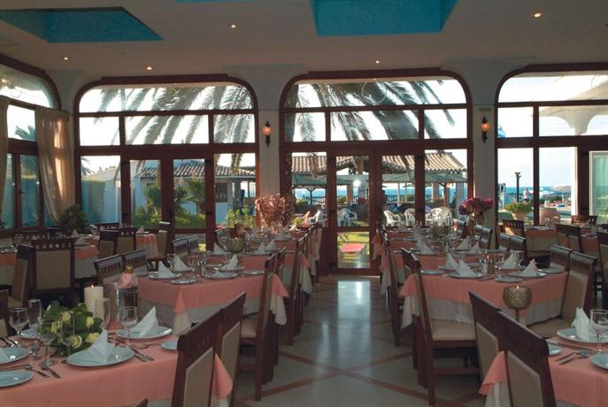 Acharavi Beach Hotel