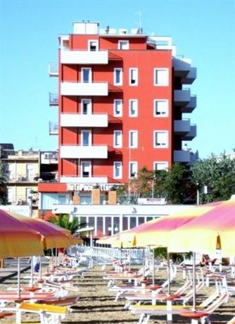 Hotel Pacesetter