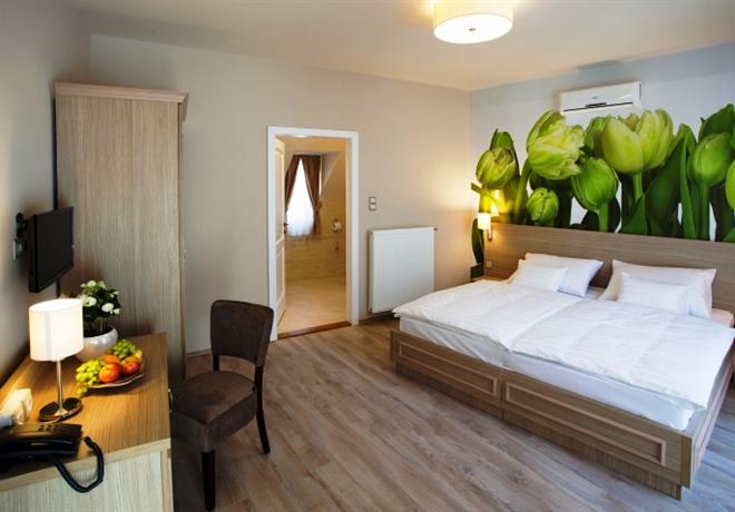 Barokk Hotel Promenad
