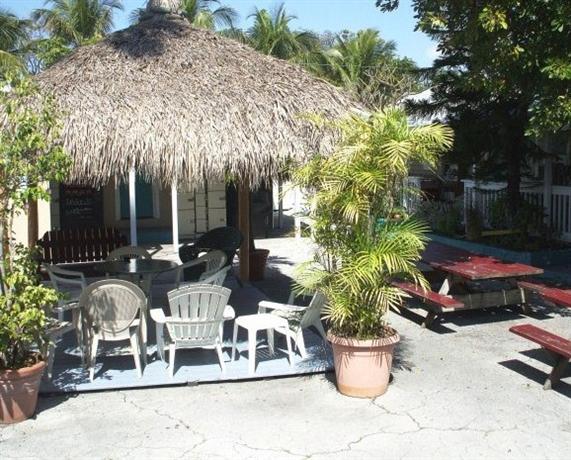 Seashell Motel and International Hostel