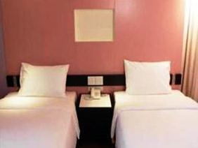 Mayflower Grande Hotel