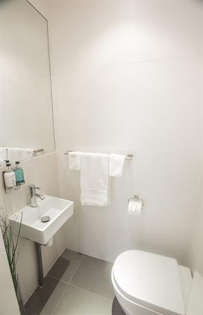 Rez Apartments