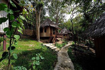 Sunwaree Phi Phi Resort