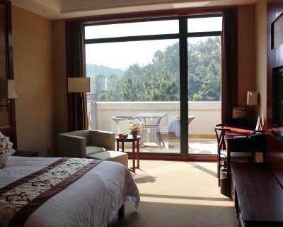 New Century SPA and Resort Puer