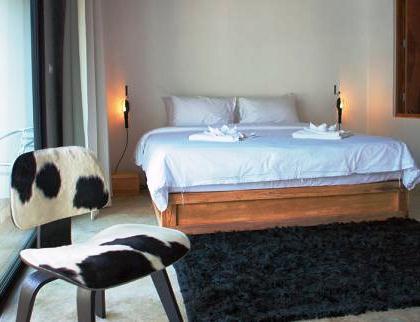 ELLA Bed
