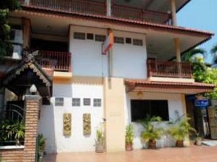 Villa Oranje Chiang Mai