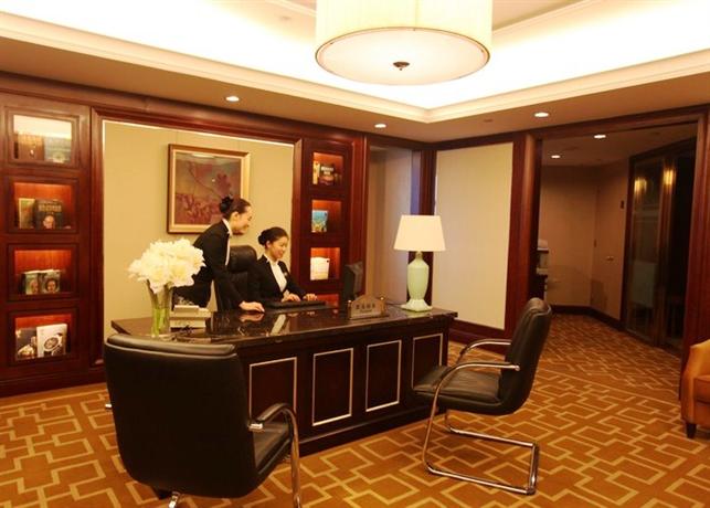 Yun-Zen Jinling World Trade Plaza Hotel