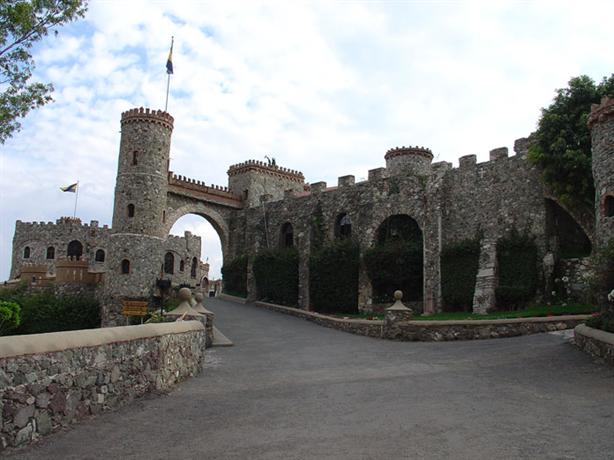 Hotel Castillo de Santa Cecilia