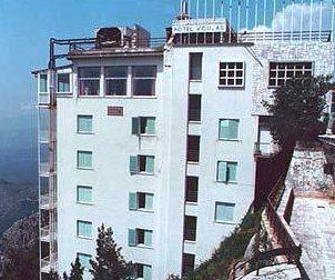 Vouzas Hotel
