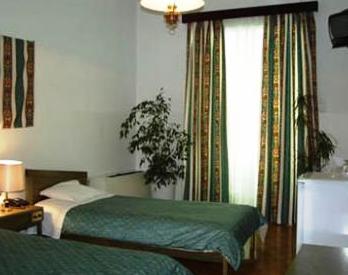 Vouzas Hotel