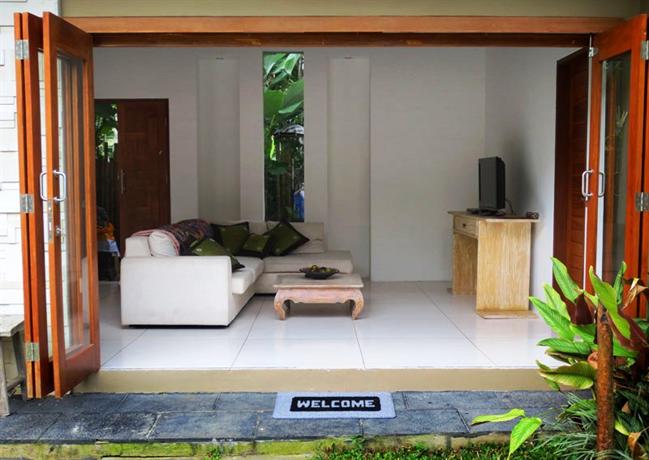Tri Sandhya Villa