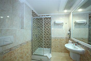 Royal Arena Hotel & Resort Spa