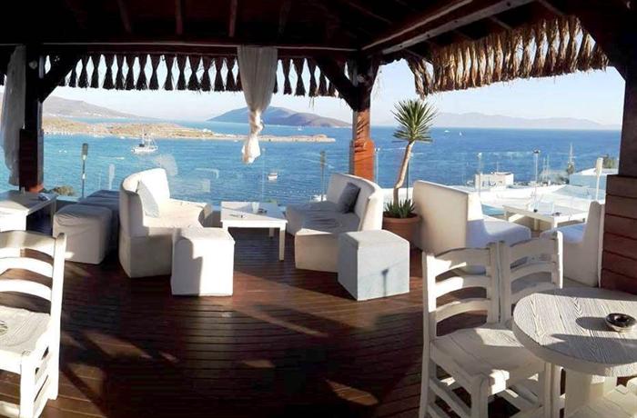 Royal Arena Hotel & Resort Spa