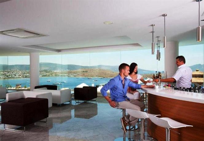 Royal Arena Hotel & Resort Spa