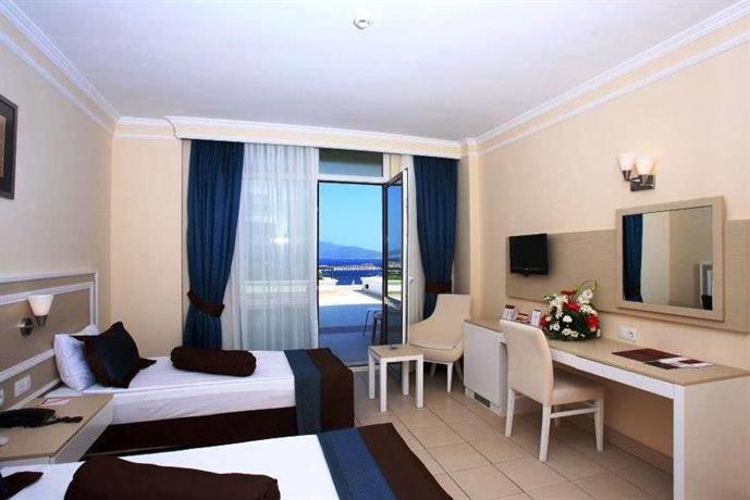 Royal Arena Hotel & Resort Spa