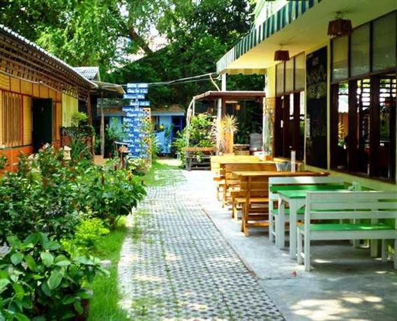 Lamenta Garden Guesthouse & Restaurant