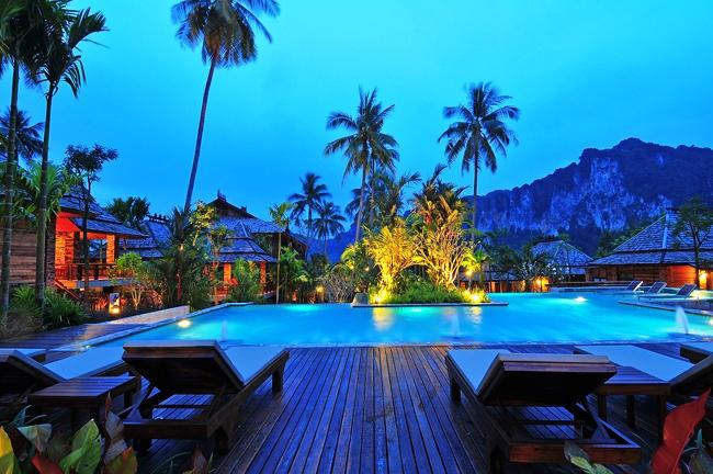 Phu Pi Maan Resort & Spa
