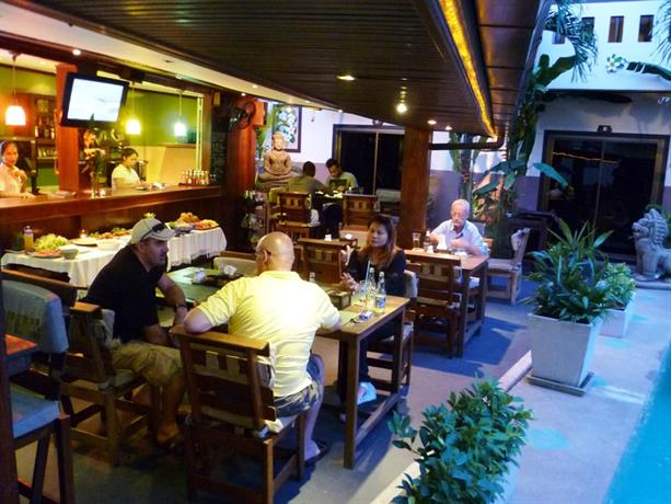 บ่อนไก่รีสอร์ท