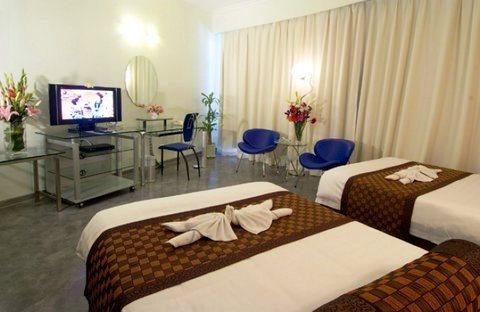 三亚明珠海景酒店