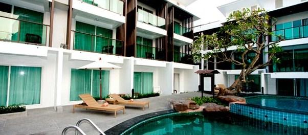 โรงแรมพรีม่าวิลล่า (Prima Villa Hotel)