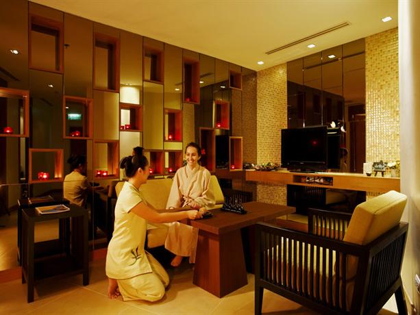 เซ็นทารา โนวา โฮเต็ล แอนด์ สปา พัทยา (Centara Nova Hotel & Spa Pattaya)