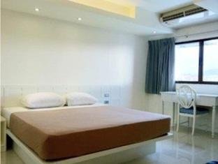 โรงแรมไมค์