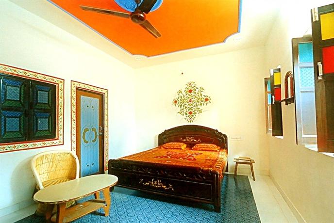 Sarvar Guest House