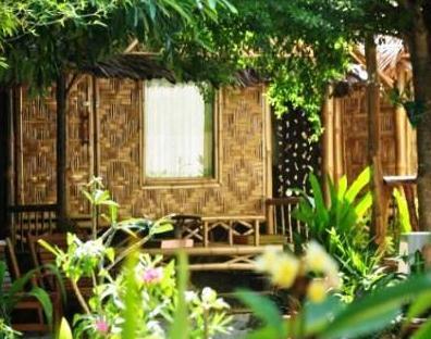 Dee Dee Beach House