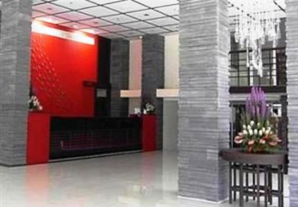 Mayflower Grande Hotel