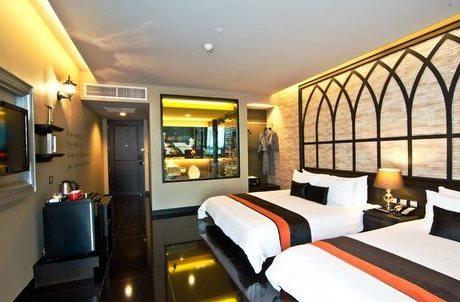 โรงแรมทีซิกซ์ไฟว์ (Tsix5 Hotel)