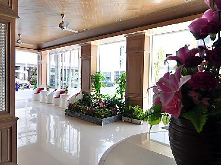 โรงแรมป่าตองปริ๊นเซส
