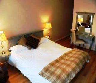 Woodcote Hotel