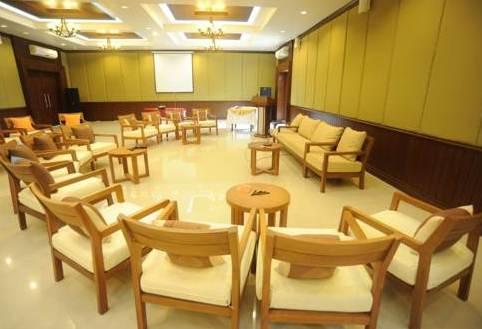 คราวน์ลันตา รีสอร์ทแอนด์สปา