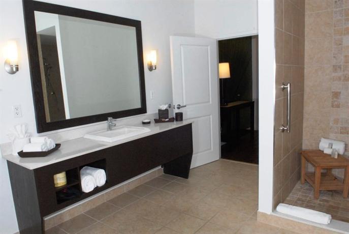 Hotel Indigo Fort Myers Downtown River District