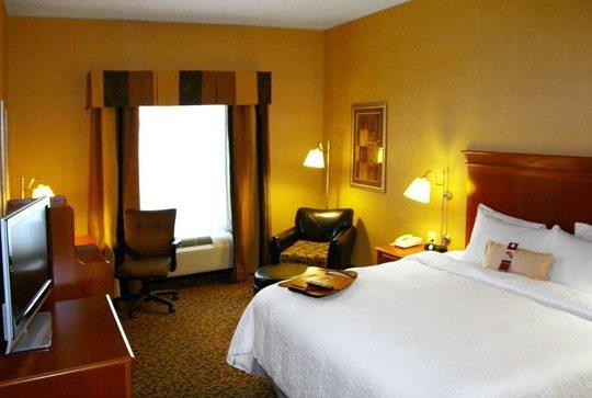 Hampton Inn Utica