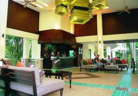 เดอะ กรีน ปาร์ค โรงแรม แอนด์ รีสอร์ท (The Green Park Hotel and Resort)