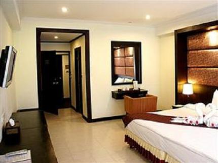 รอยัลออร์คิดรีสอร์ท