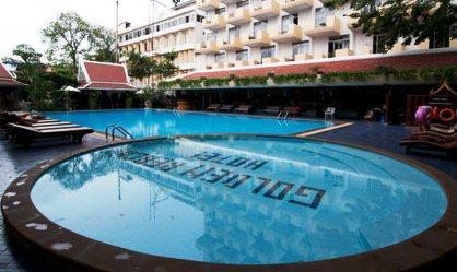 โรงแรมโกลเด้นบีช