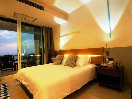 โรงแรมบาบูน่า บีชฟร้อนท์ลิฟวิ่ง (Baboona BeachFront Living)