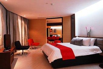 โรงแรมเดอะซายน์ (Zign Hotel)