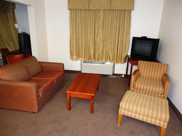 TownHouse Extended Stay Hotel Downtown