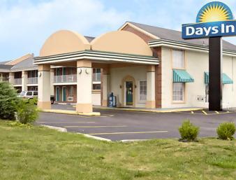Days Inn by Wyndham near Kansas Speedway