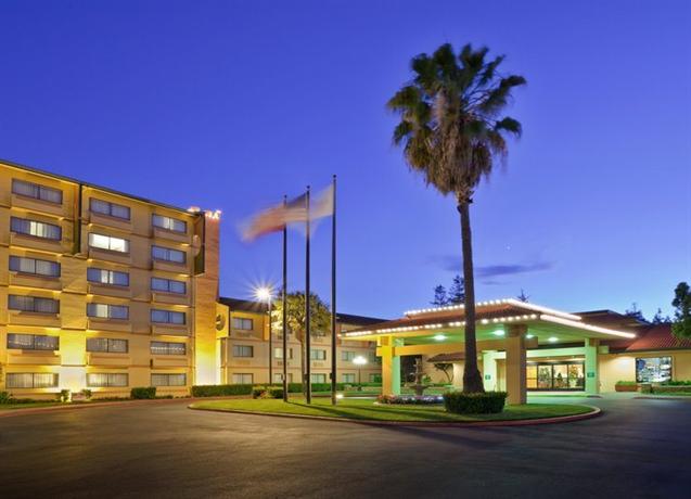 Crowne Plaza Silicon Valley North - Union City