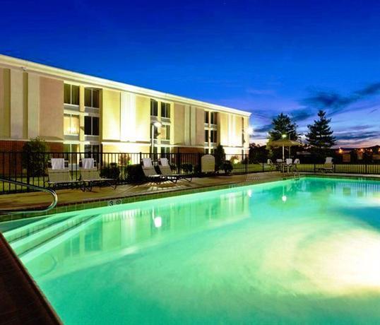 Holiday Inn Express Woodstock-Shenandoah Valley