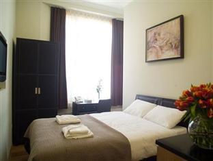 The Royale Chulan Hyde Park Hotel