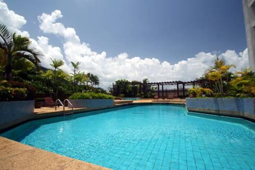 โรงแรมภูเก็ตเมอร์ลิน