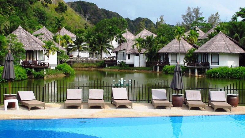 Peace Laguna Resort & Spa