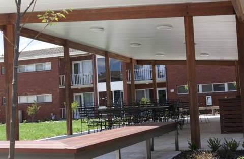 Forrest Hotel & Apartments