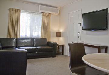Forrest Hotel & Apartments
