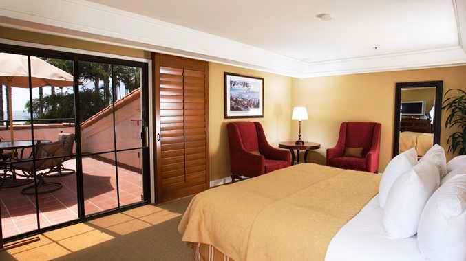 Hilton Santa Barbara Beachfront Resort